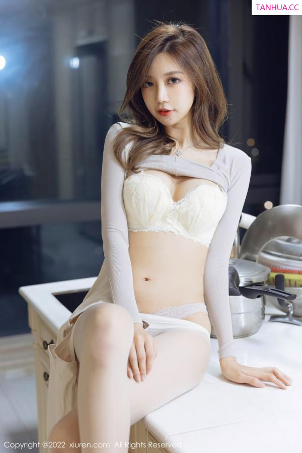 綺裡嘉 绮里嘉 [XiuRen]高清写真图 2022.01.07 No.4438 绮里嘉ula第50张图片